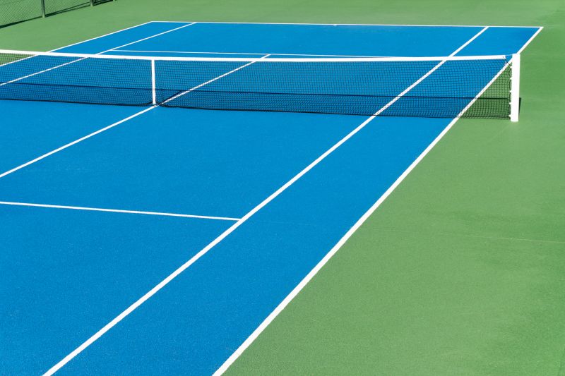 Who Does Tennis Court Repairs